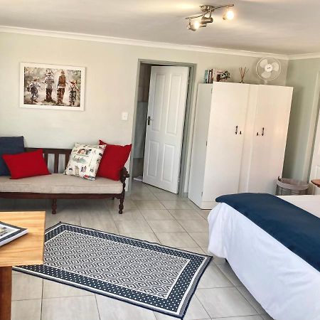 C-Pampoentjie Apartment Struisbaai Ngoại thất bức ảnh